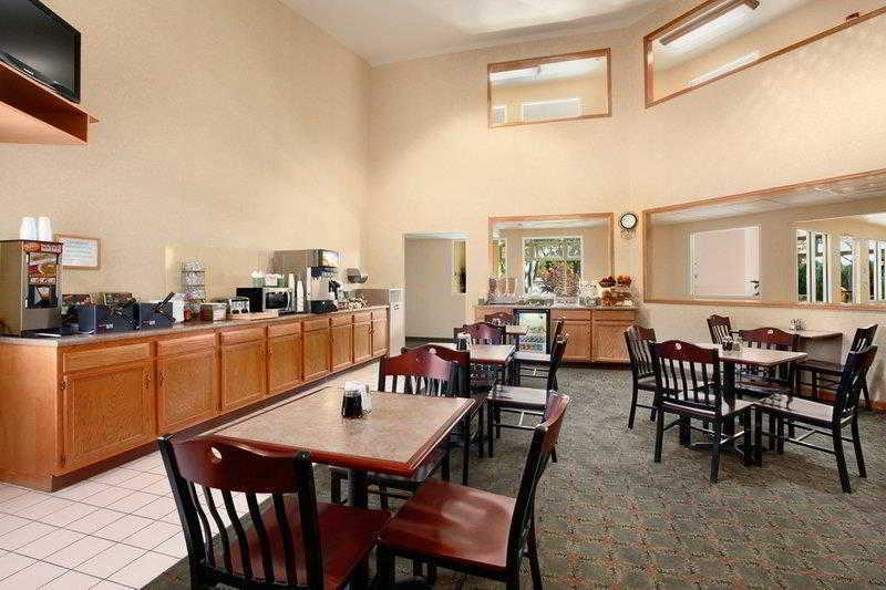 Best Western Sundowner Sterling Restoran fotoğraf